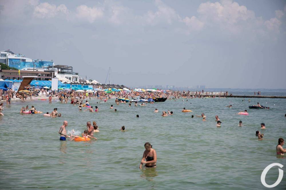 Температура морской воды в Одессе 28 августа: купаться еще можно