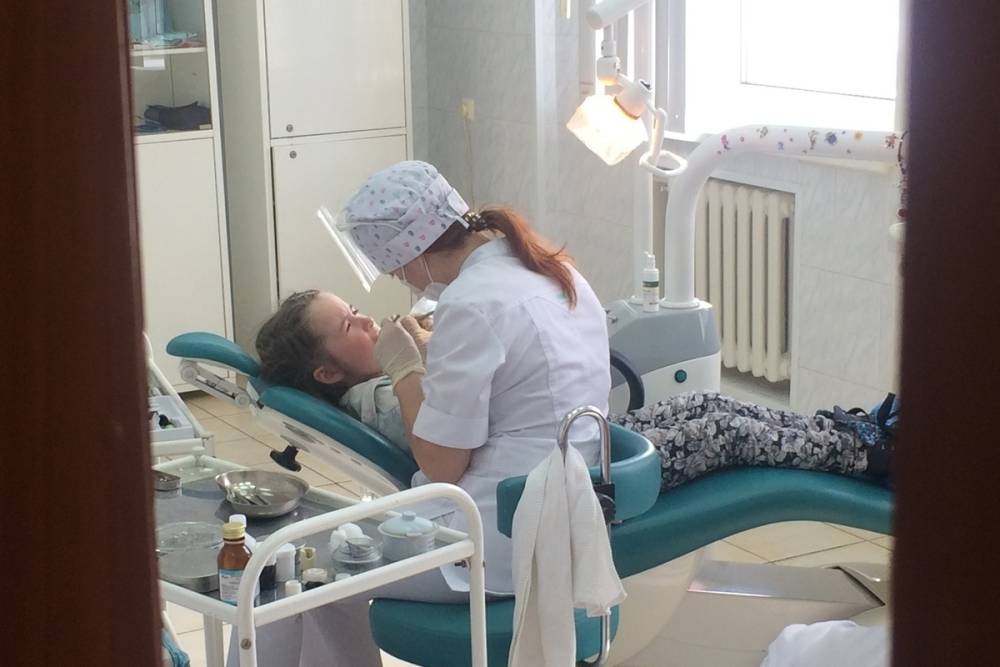 В школьных стоматологических кабинетах Башкирии будут лечить и учителей