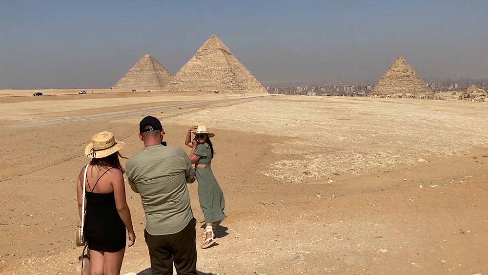 Туристы возвращаются в Египет