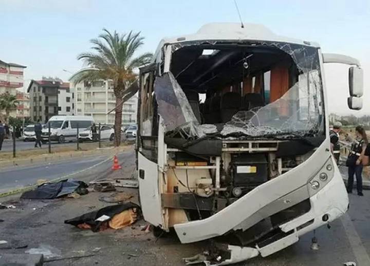 Как минимум трое россиян погибли и 16 ранены в ДТП с автобусом в Турции