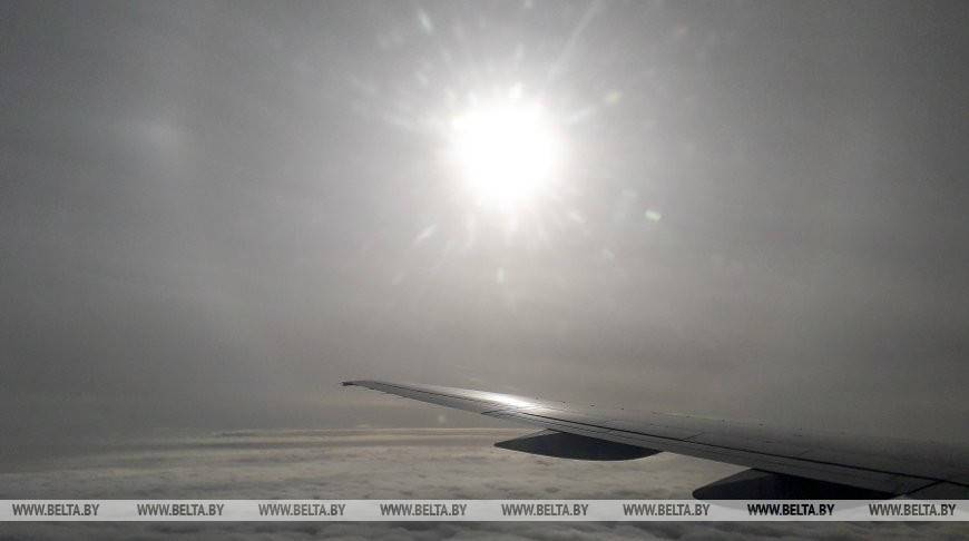 Самолет Екатеринбург - Симферополь совершил вынужденную посадку в аэропорту вылета