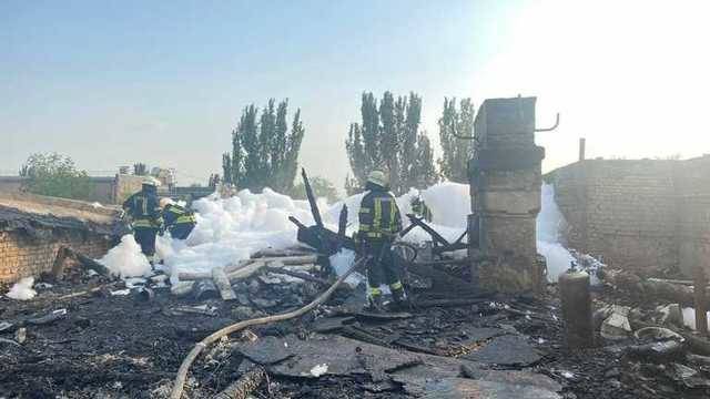 Дом с утра еще дымится: последствия жуткого пожара в Запорожье