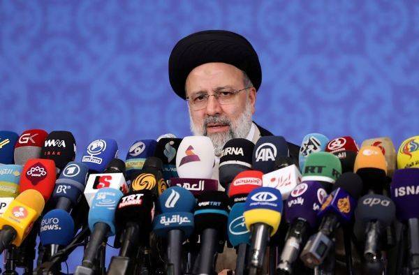 Новый президент Ирана пообещал шаги в отмену «тиранических» санкций США