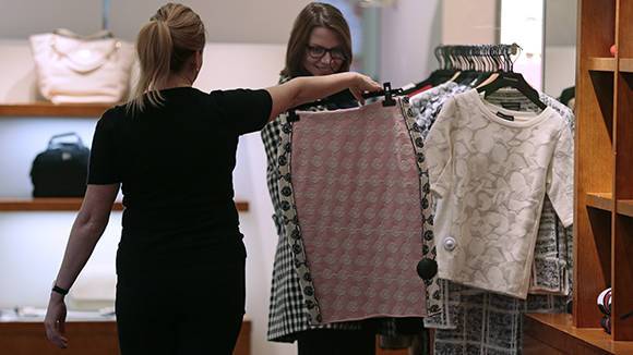 Россияне стали тратить вдвое больше денег на одежду на фоне пандемии