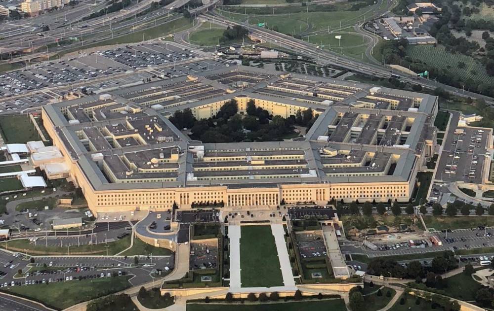 В США заблокировали здание Пентагона. Рядом с ним слышали стрельбу
