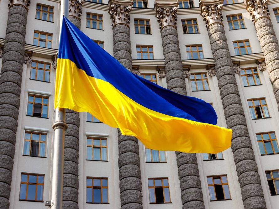 Лишиться должностей в Кабмине Украины могут от трех до пяти министров – СМИ
