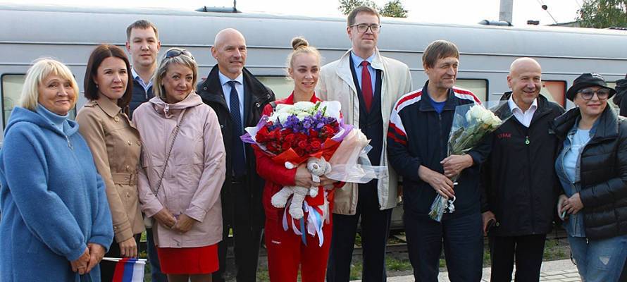 Петрозаводск встретил знаменитую гимнастку Анастасию Максимову (ФОТО)