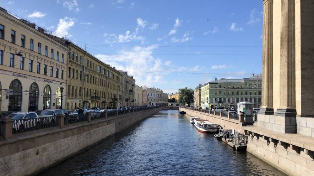 Синоптики пообещали солнечный день без осадков в Петербурге 30 августа