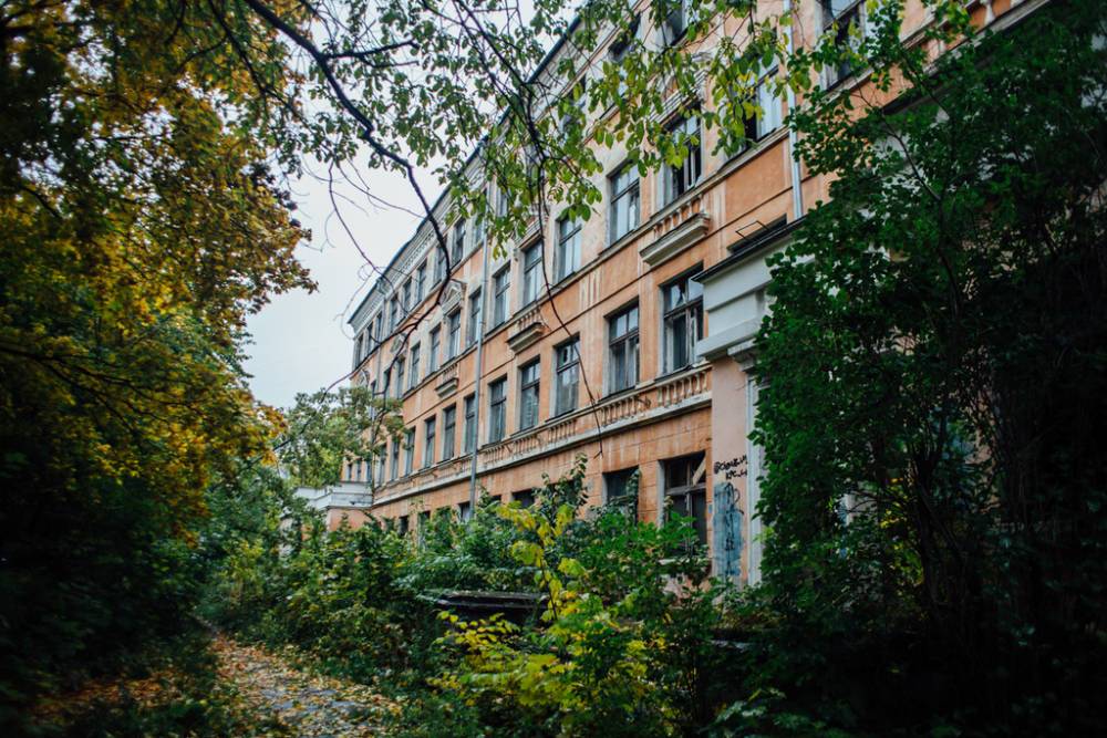 Мэр Петрозаводска рассказал, почему пограничникам передали здание школы №8