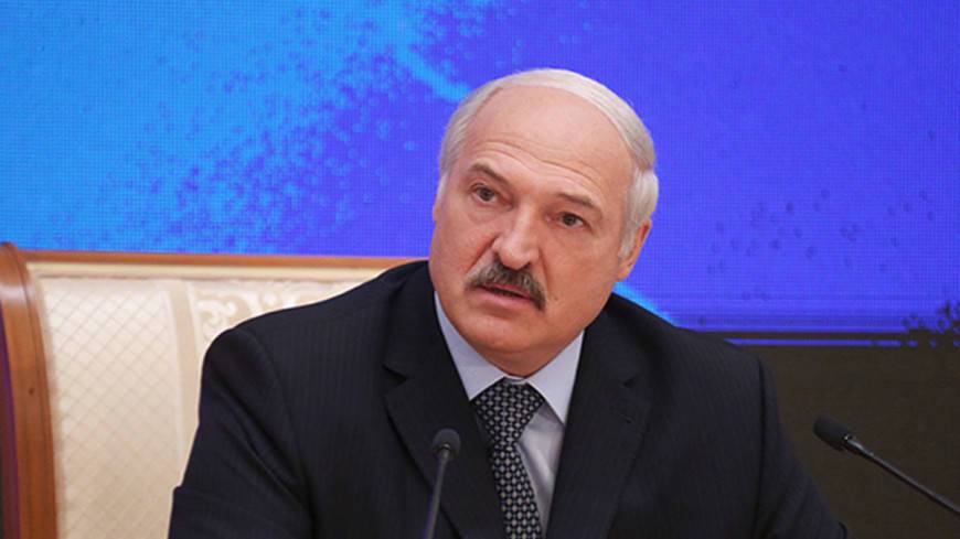 Лукашенко обсудил по телефону с Путиным и Рахмоном Афганистан