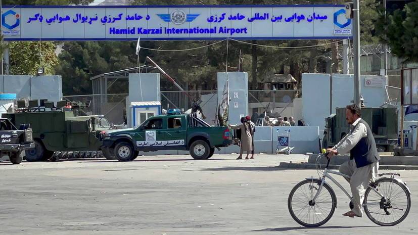 Al Arabiya: ИГ взяло ответственность за ракетные удары по аэропорту Кабула