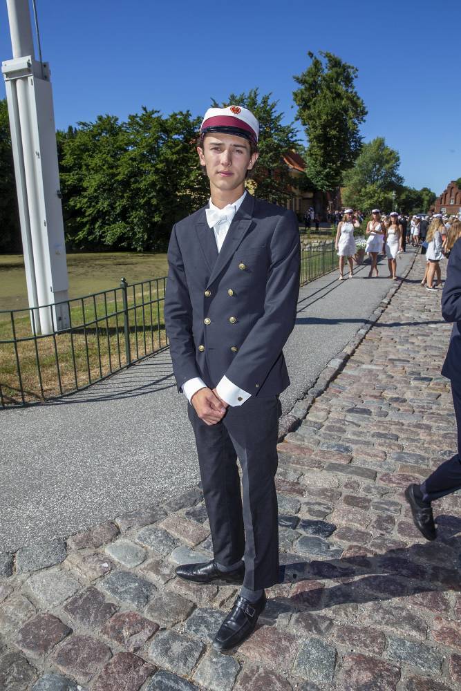 Сенсационные фото датского принца взорвали Сеть