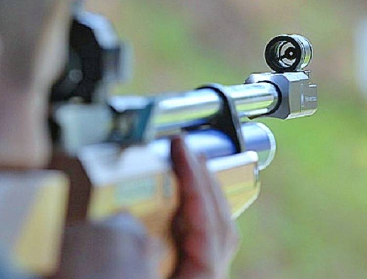 У стрелявшего из окна в Новосибирске нашли несколько видов оружия