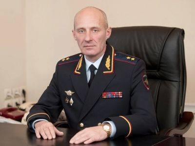 "Коммерсант" сообщил об увольнении Путиным пяти генералов МВД