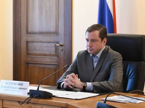 Губернатор Смоленской области получил тяжелейший перелом ноги