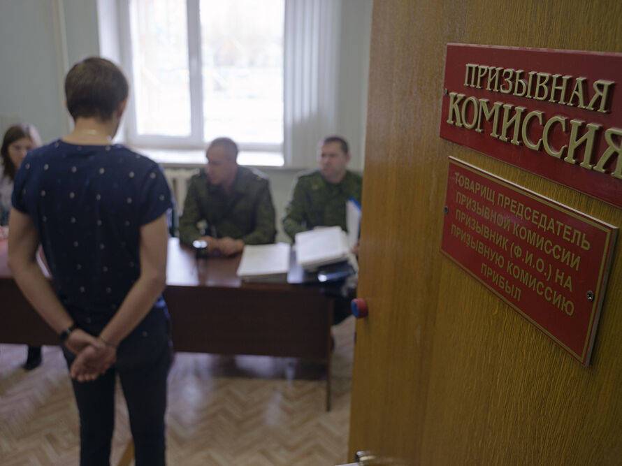 В Крыму оккупанты вынесли 10 приговоров за отказ от службы в армии России