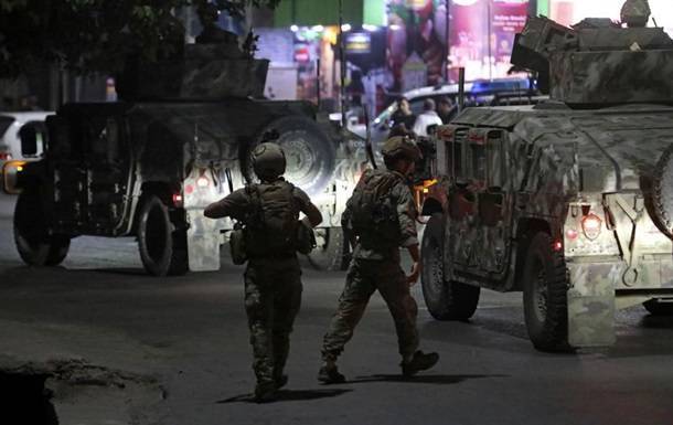 В Афганистане боевики напали на дом и.о. министра обороны, есть погибшие