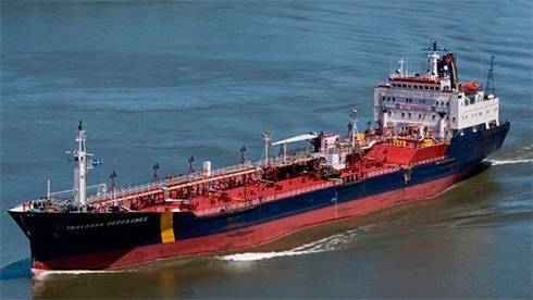 В Оманском заливе захвачен танкер «Асфальт Принцесс», ему приказано идти в Иран
