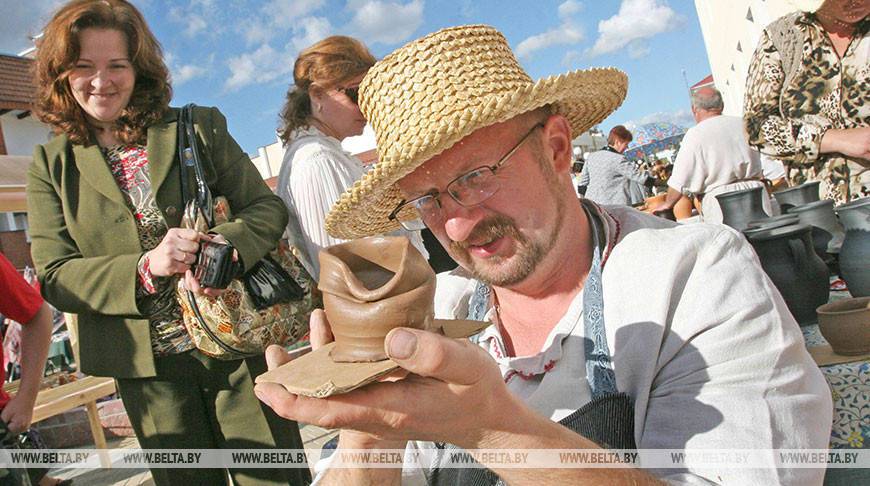 Кулинаров, шорников и кузнецов соберет фестиваль народных промыслов и ремесел в Краснополье