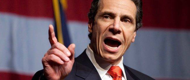 Губернатора Нью-Йорка обвиняют в сексуальных домогательствах: Байден заявил, что он должен уйти в отставку