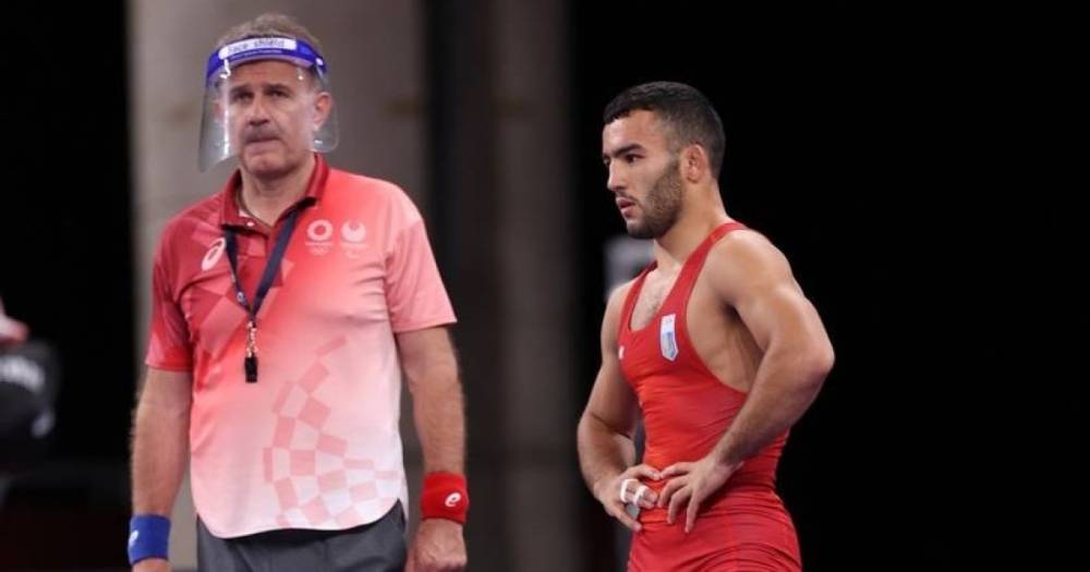 Борец Насибов выиграл серебро на Олимпиаде в Токио