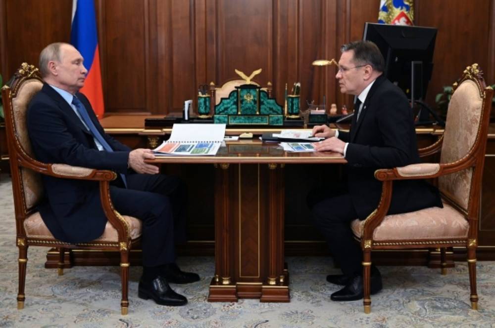 Владимир Путин провел рабочую встречу с главой Росатома Лихачёвым