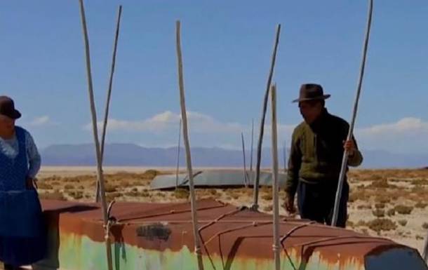 В Боливии исчезло гигантское озеро