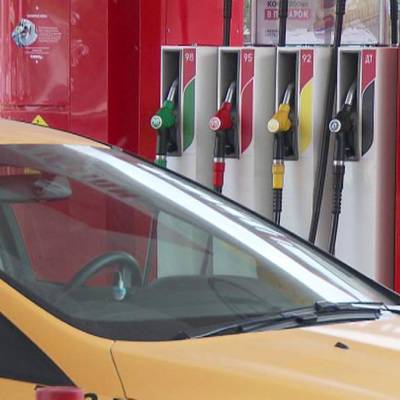 Рост цены бензина в России четвертую неделю подряд превышает инфляцию