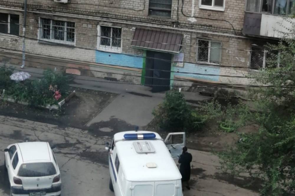 В Хабаровске двухлетний ребенок выпал из окна с третьего этажа