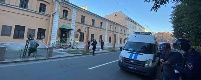 В Петербурге взрыв сорвал собрание депутатов МО «Смольнинское»
