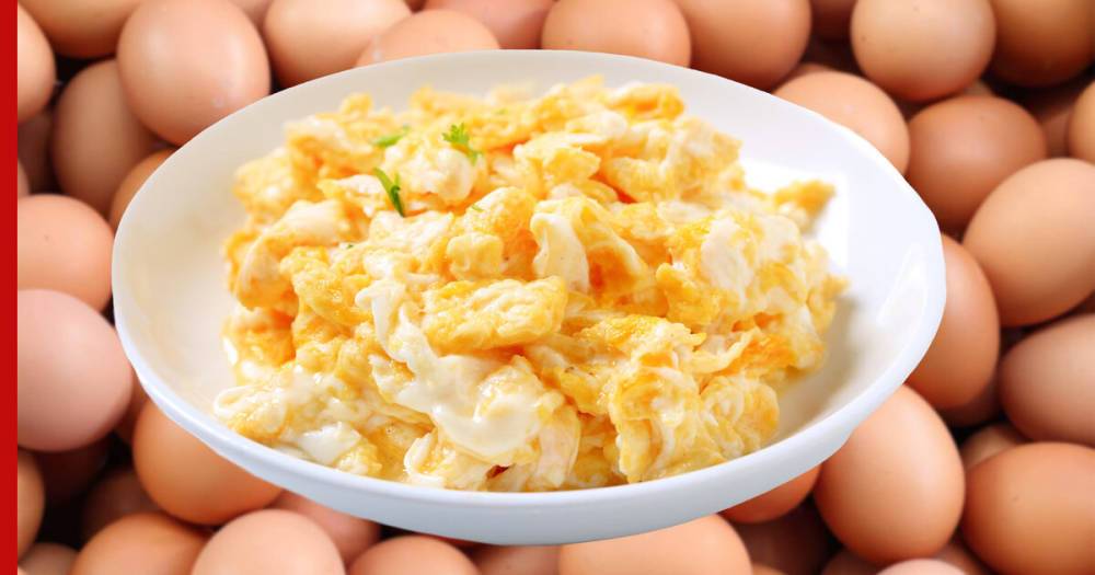 Вкусная и полезная: как приготовить идеальную яичницу-болтунью