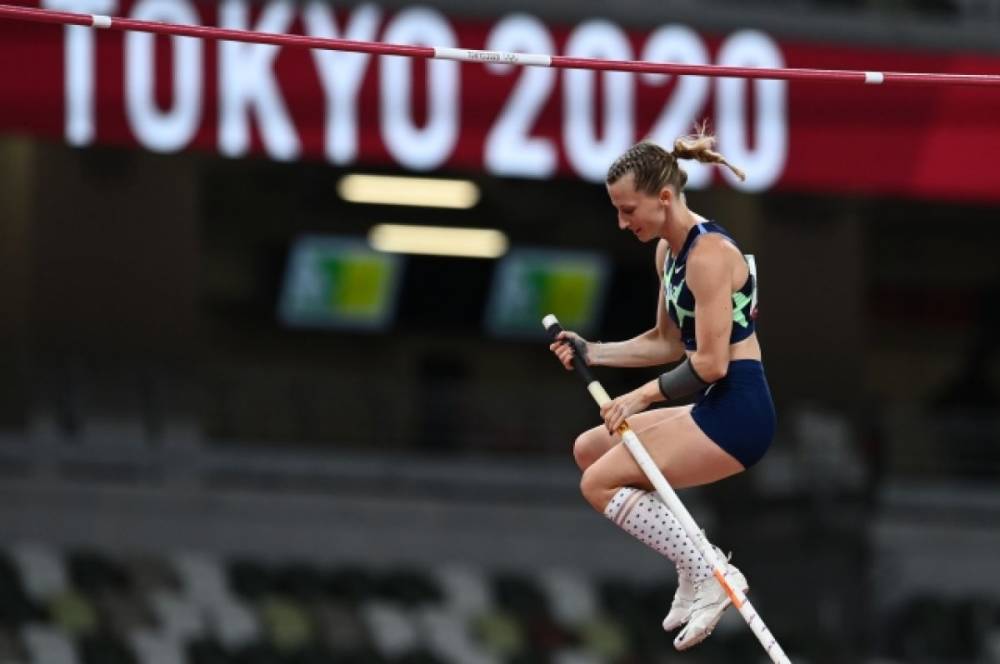 Сидорова стала серебряным призёром Олимпиады в прыжках с шестом
