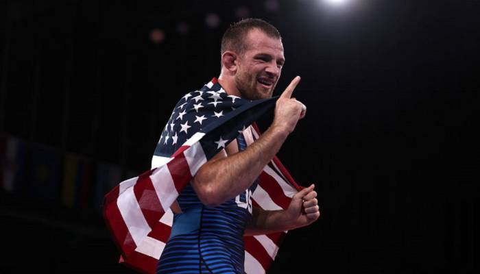 Американец Тейлор выиграл золото Олимпиады по вольной борьбе в категории до 86 кг