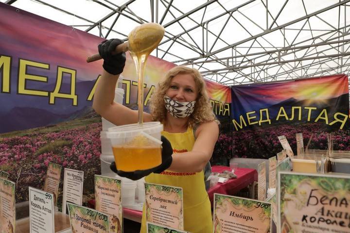 XX Всероссийская ярмарка меда откроется в Коломенском