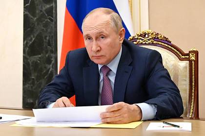 Путин на совещании вызвал министра к себе в Кремль