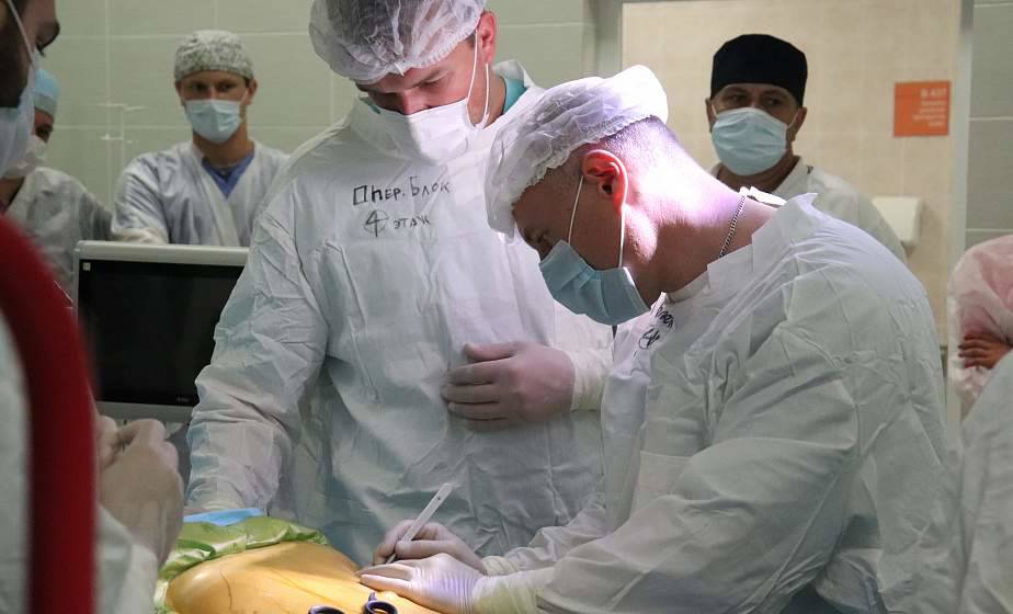 Operations without incisions, a reference point on the monitor, an organ for replacement. Doctors about the era of the latest technologies in modern medicine