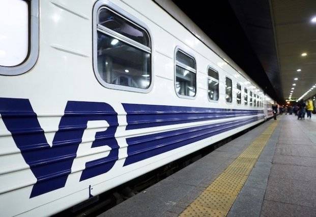 "Укрзализныця" назначила два дополнительных поезда из Киева