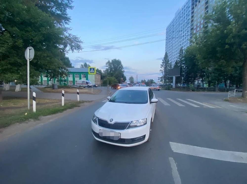 В Уфе водитель «Шкоды» сбил 74-летнего пенсионера на пешеходном переходе