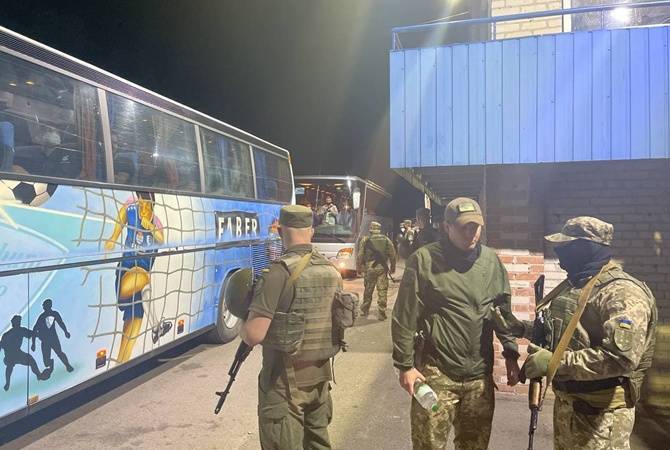 СБУ заблокировала автобусы "Нацкорпуса", которые ехали на акцию в Киев