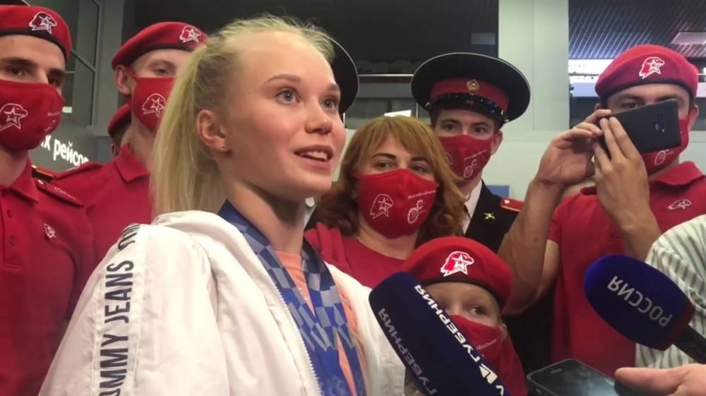 Воронежская гимнастка Мельникова получит почти 9 млн рублей за три олимпийские медали