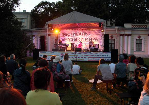 На петербургском фестивале «Музыки мира» прозвучит бурятский этно-рок и петербургский этно-джаз
