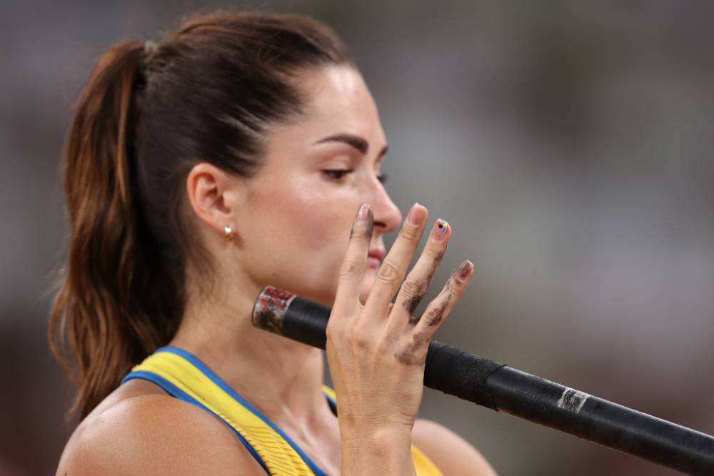 Украинская легкоатлетка расплакалась и раскритиковала НОК после выступления на ОИ-2020