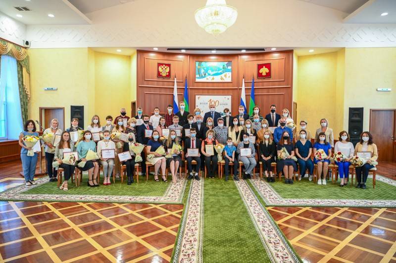 В Коми наградили стобалльников и призёров всероссийской олимпиады школьников