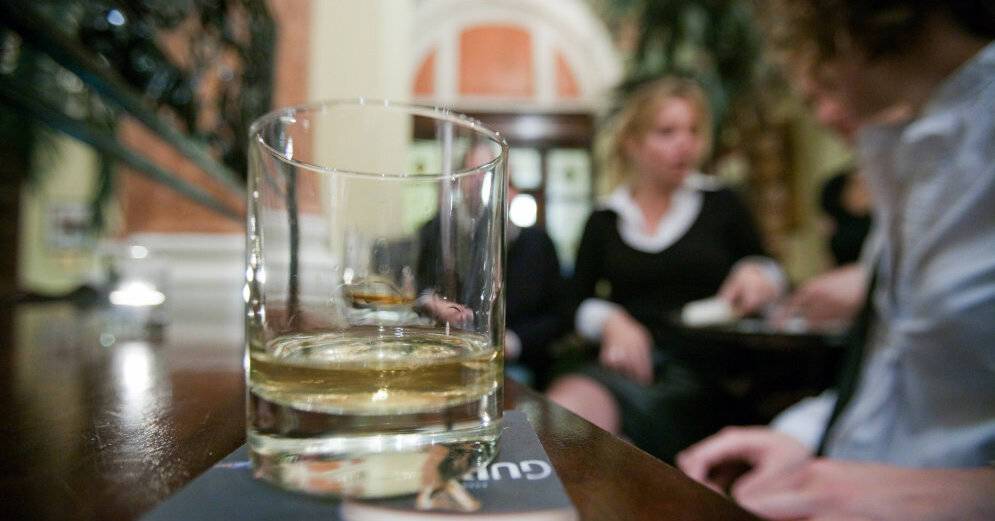 Eurostat: лишь 1% латвийцев употребляет алкоголь ежедневно