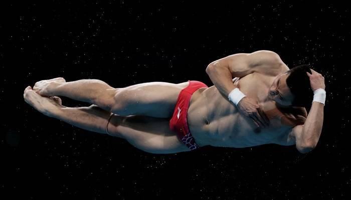 Китаец Цао Цюань стал олимпийским чемпионом в прыжках в воду с 10-метровой вышки