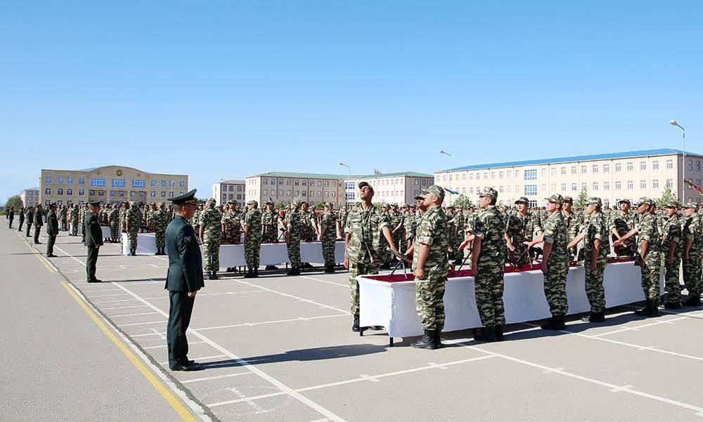 В азербайджанской армии завтра состоится церемония принятия военной присяги