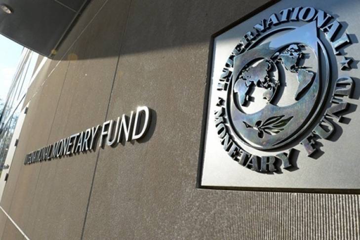 Куда пойдет финансовая помощь от МВФ: у Зеленского ответили