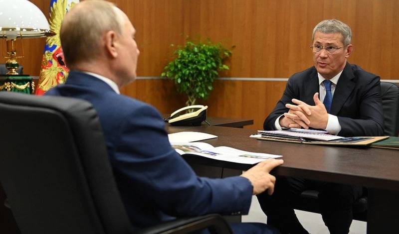 Президент Путин обратил внимание главы Башкирии на качество воды и сбросы