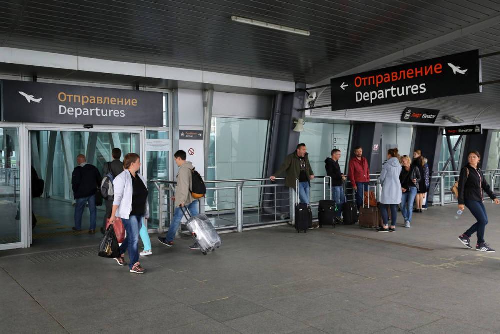 В Петербурге фельдшеру грозит уголовка за липовые справки, позволявшие получить «кешбэк» от авиакомпании