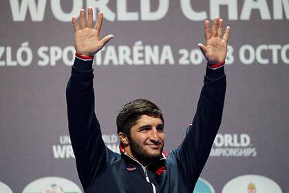 Россиянин Садулаев стал двукратным олимпийским чемпионом по вольной борьбе